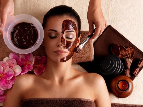 woman enjoying chocolate spa treatment